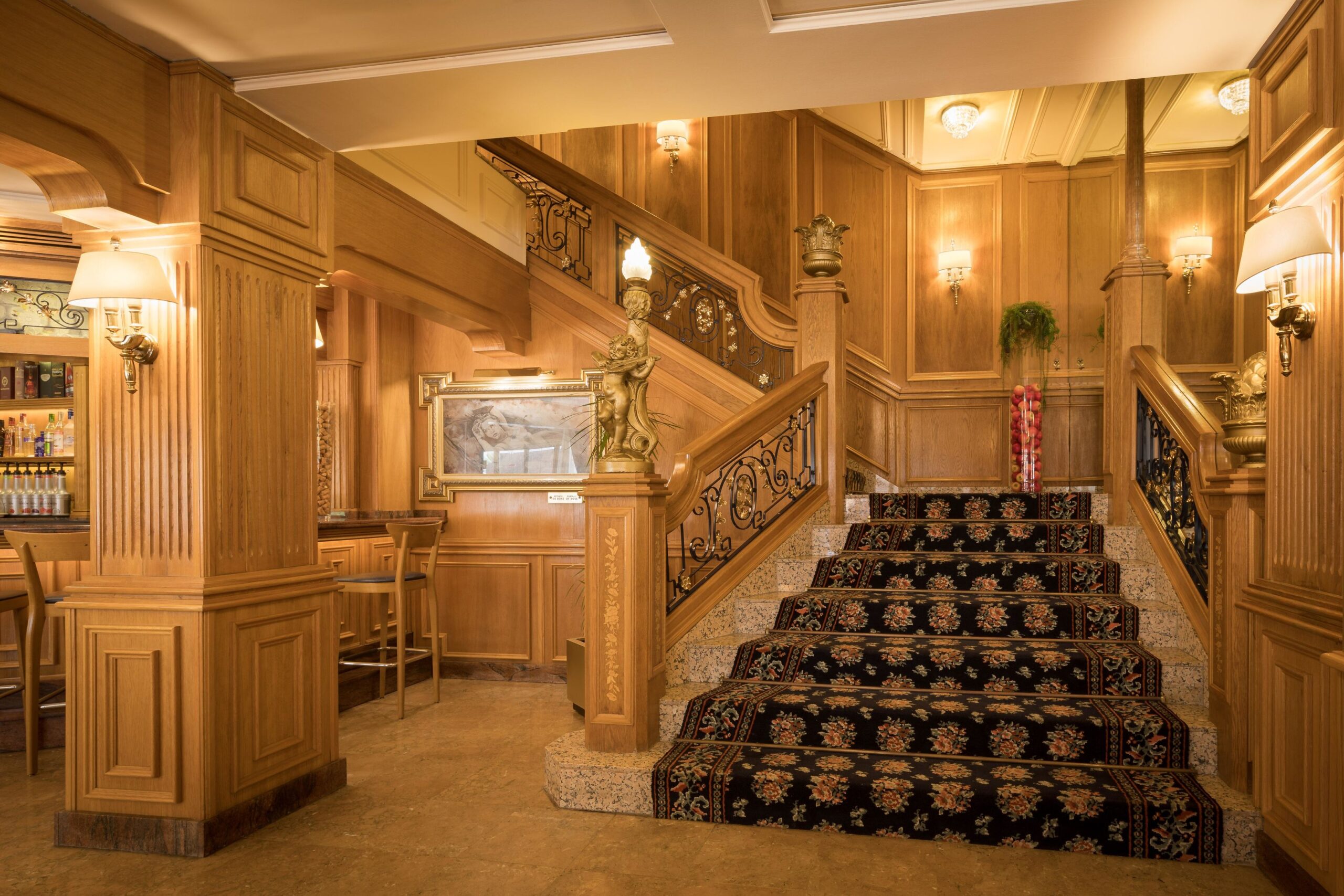 005-L-lounge-lobby_73153835